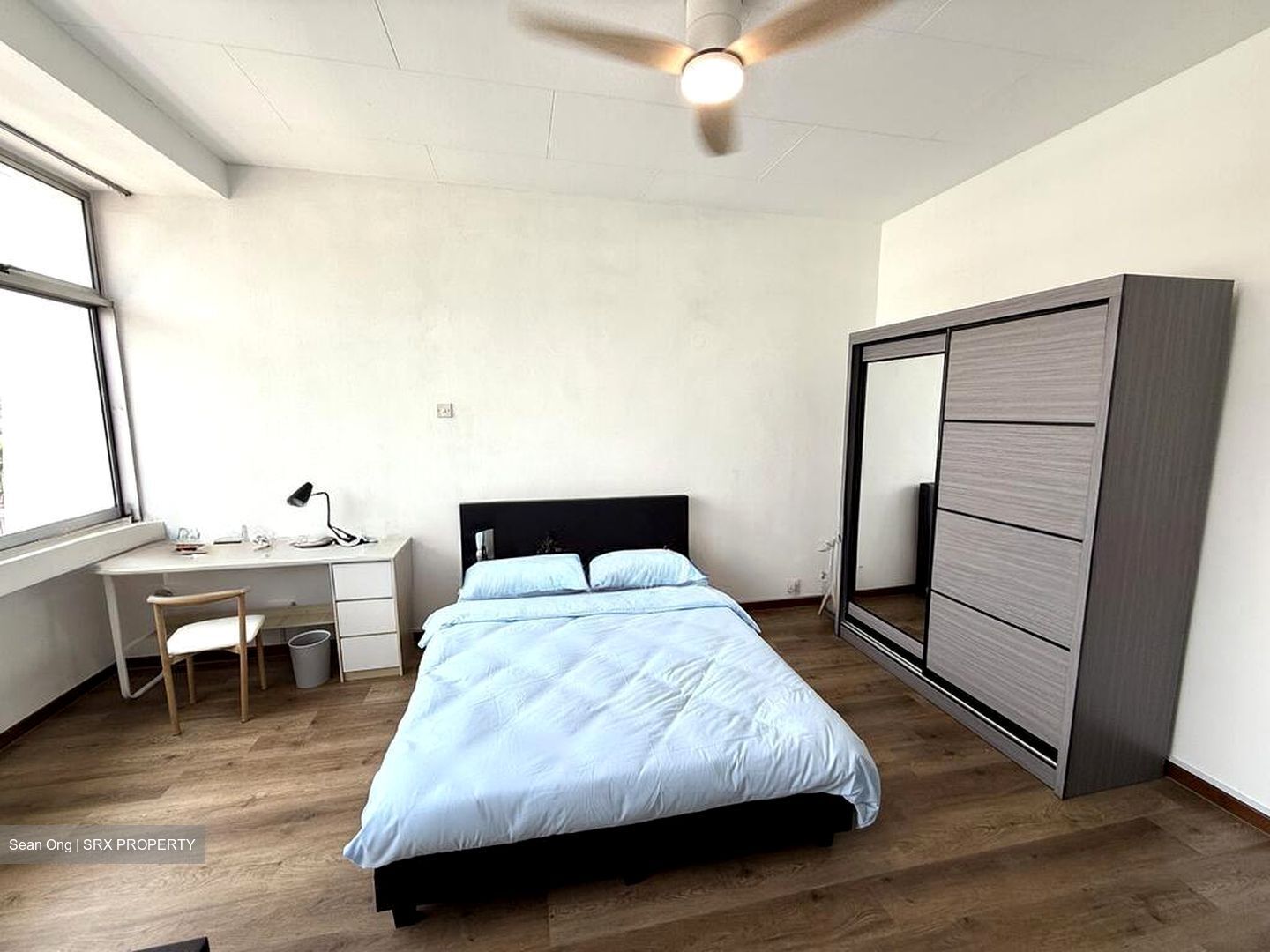 West Coast Drive (D5), Terrace #495510331